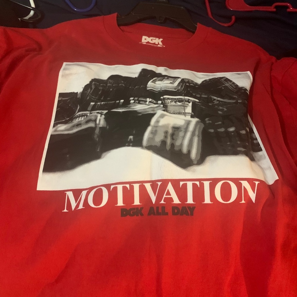 Dgk money t